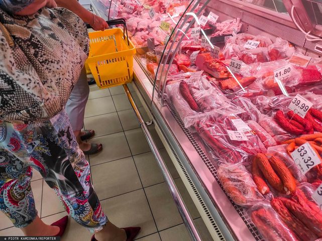 Pilne wycofanie mięsa ze sklepów. Grozi zatruciem