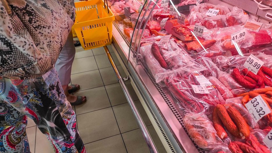Pilne wycofanie mięsa ze sklepów. Grozi zatruciem
