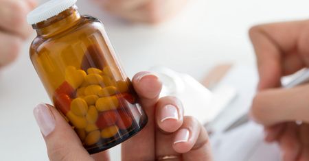 Ranigast – skład i działanie, wskazania, przeciwwskazania, dawkowanie, skutki uboczne
