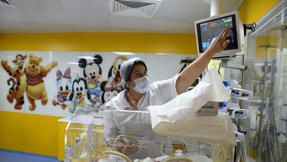 Dziewięcioraczki pozostają pod opieką personelu medycznego