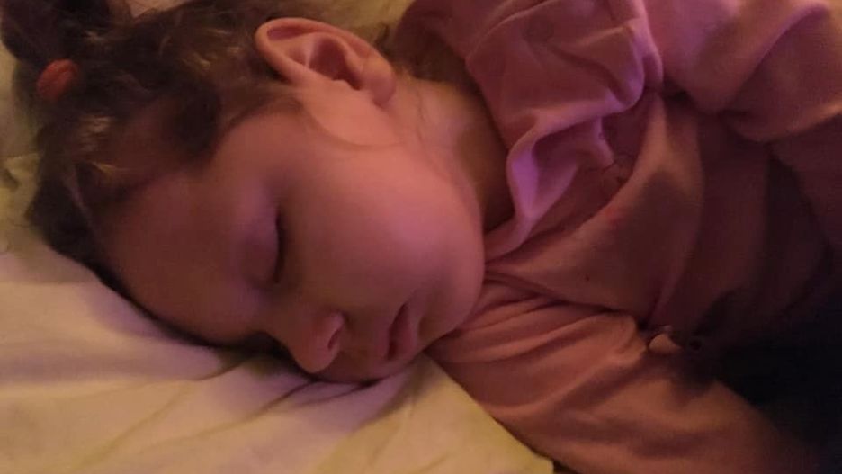 ''Moja córka nie ma mózgu''. Monika codziennie walczy o życie swojego dziecka