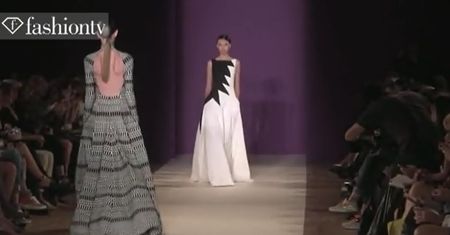 Jak prezentują się na wybiegu stylizacje futuro? (WIDEO)