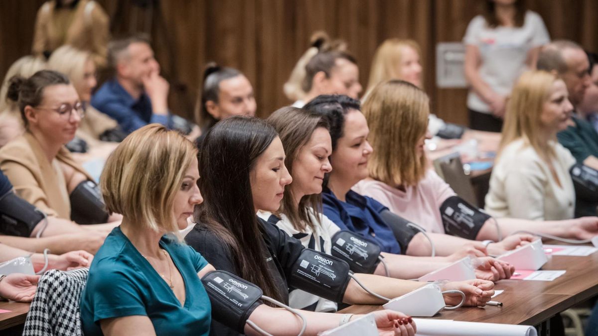 20 LAT PASJI I EDUKACJI: JUBILEUSZ KAMPANII SERVIER DLA SERCA