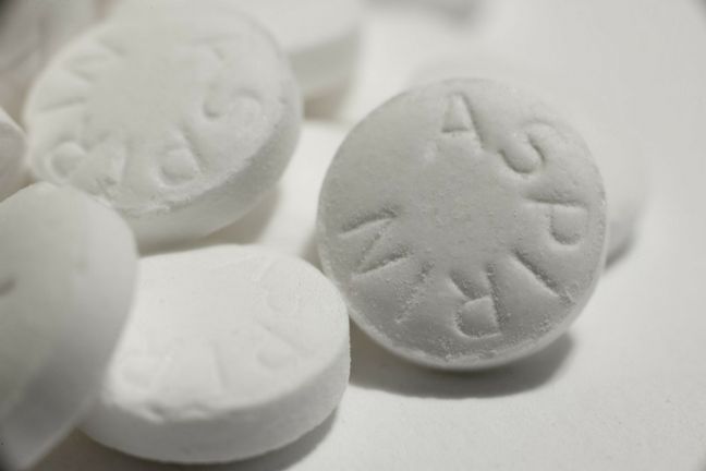 Maseczka aspirynowa działa przeciwzapalnie, a ponadto złuszcza i oczyszcza skórę twarzy