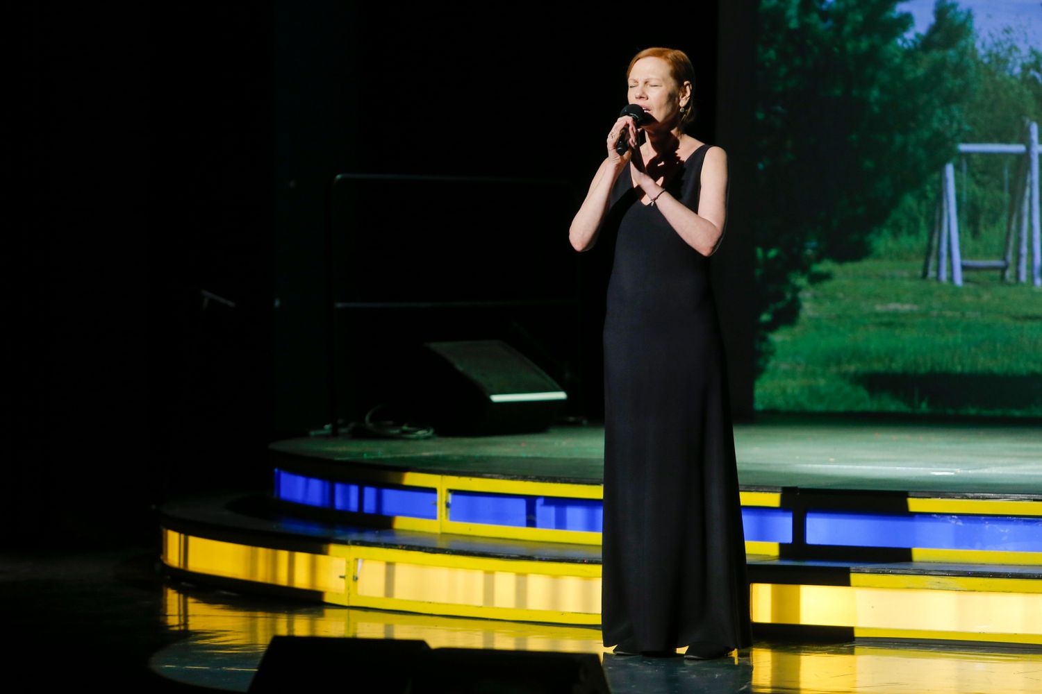 Olena Leonenko-Głowacka - Warszawskie teatry dla Ukrainy