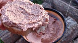 Czego unikać przy wielkanocnym stole? Te produkty mogą szkodzić sercu