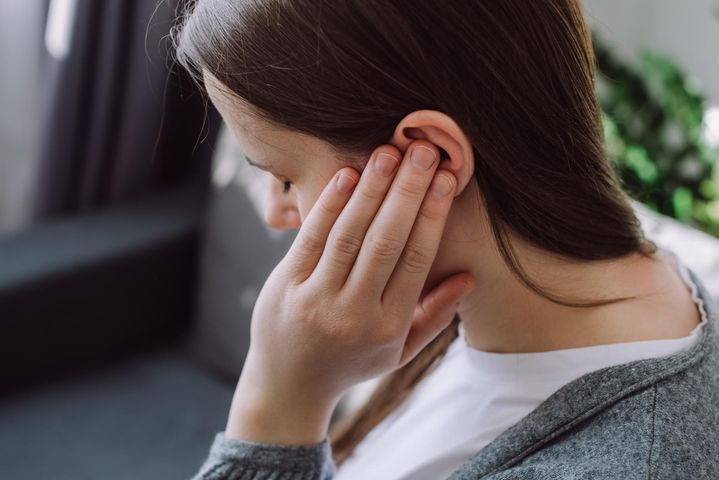 Zatkane uszy mogą być objawem raka