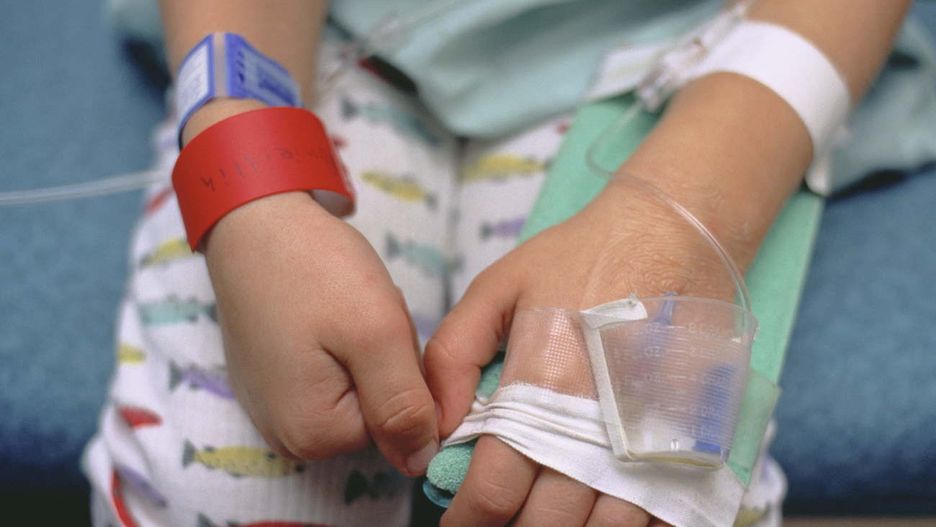 Padają rekordy zakażeń. "Dorośli powinni się szczepić co 10 lat"