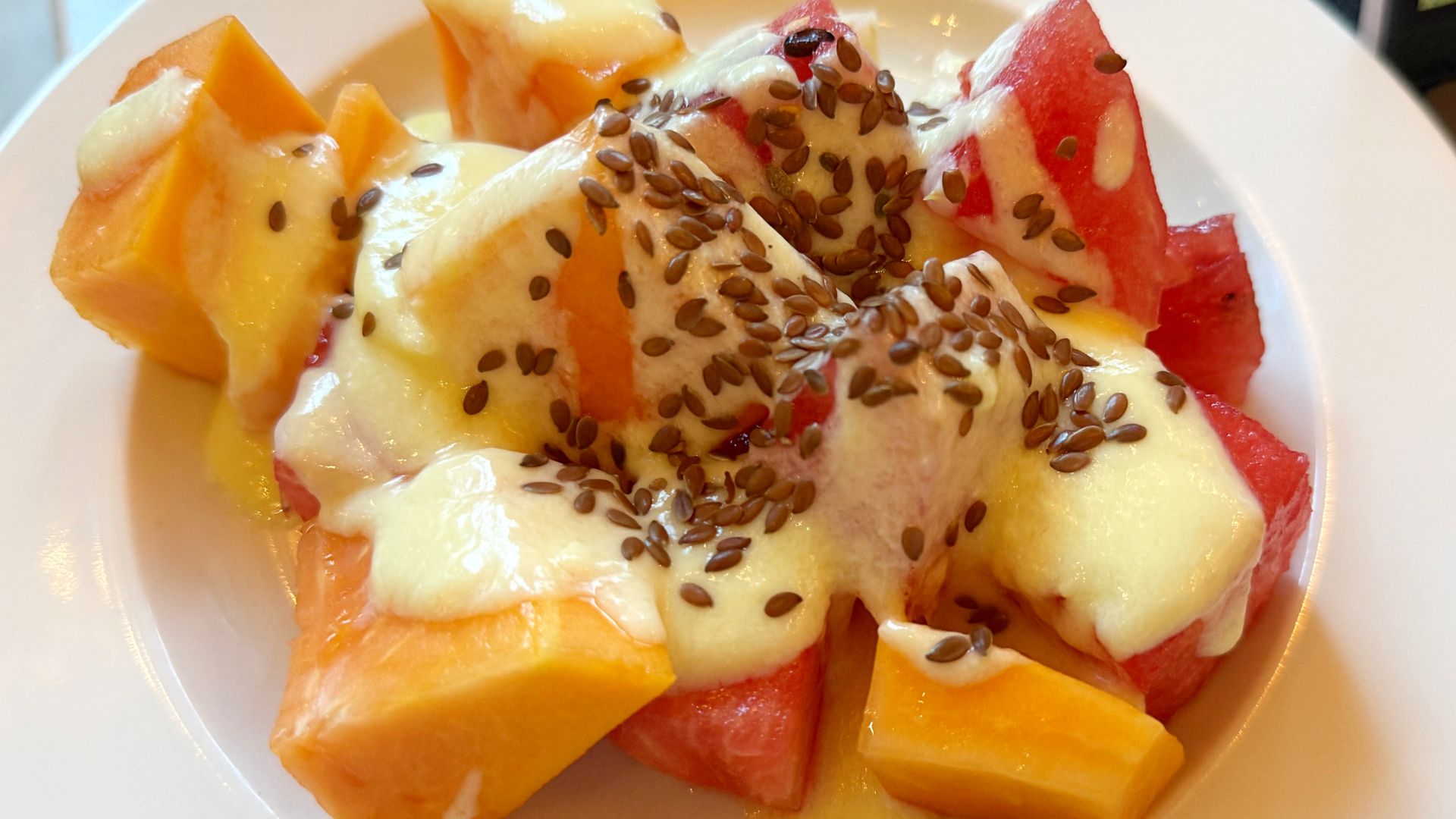 Dieta ma ogromny wpływ na kondycję skóry, szczególnie przy cerze trądzikowej.