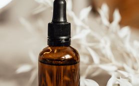 Olejek rozmarynowy - charakterystyka, właściwości, zastosowanie  