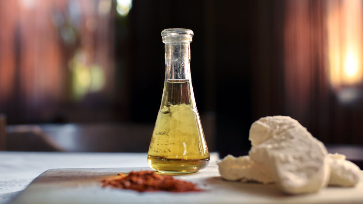 Rakija to napój alkoholowy z przefermentowanych owoców.