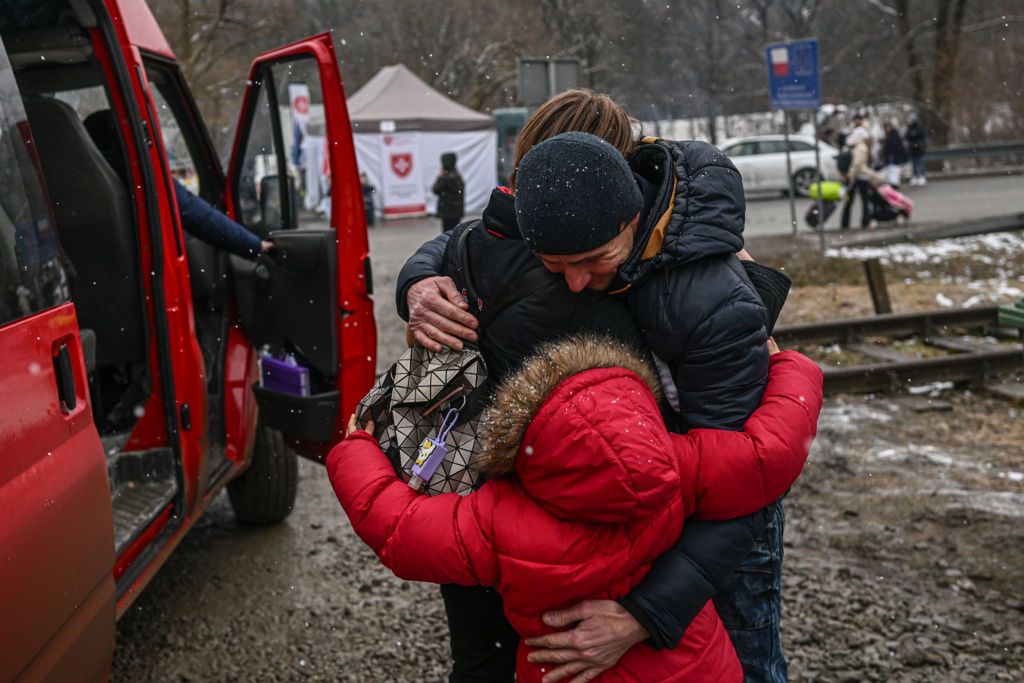 Psycholog: Nasza pomoc powinna polegać na konstruktywnym wsparciu