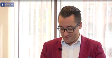 Jak w domowych warunkach rozpoznać prawdziwy brylant? (WIDEO)