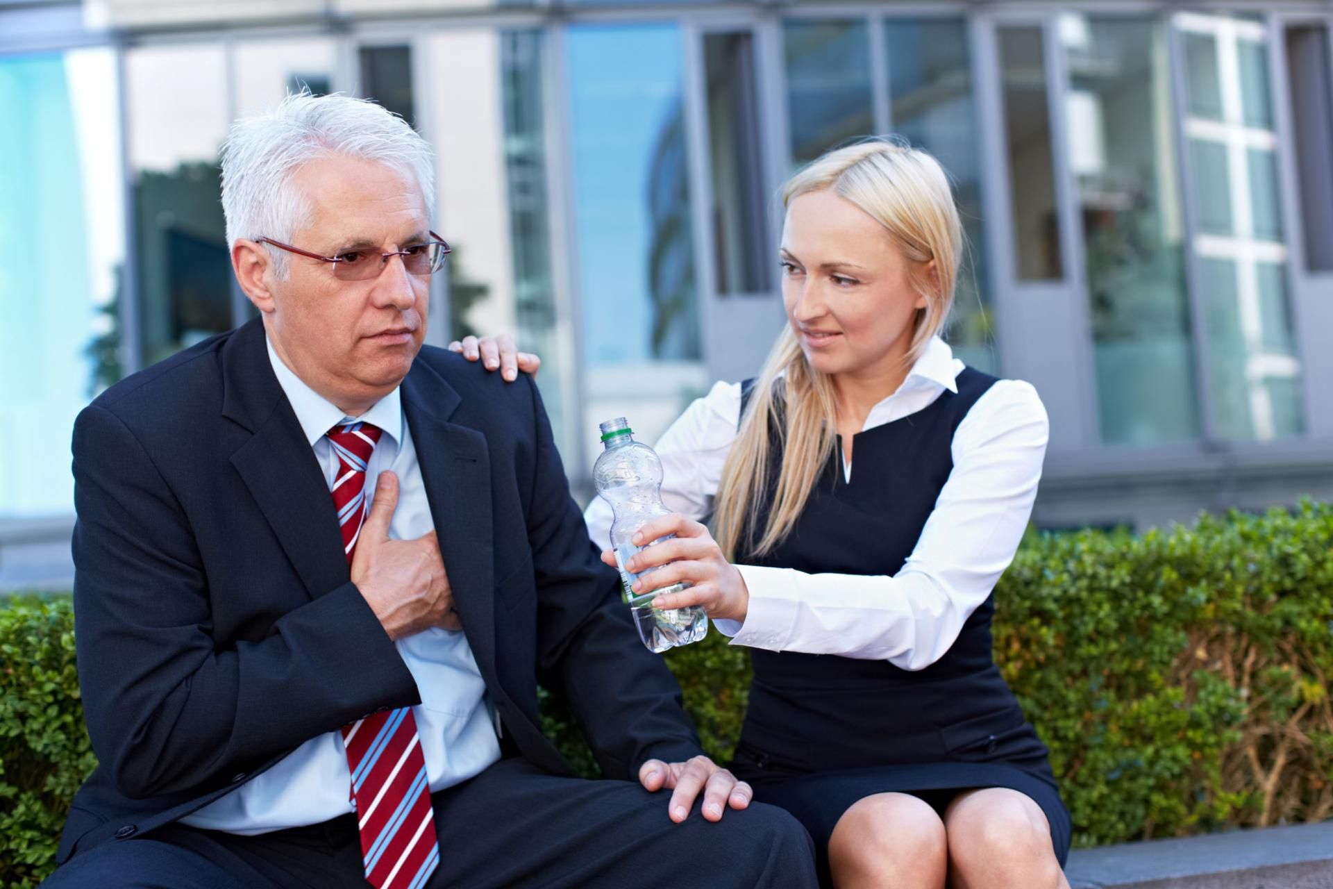 Kolatanie serca może być objawem somatycznym nerwicy
