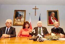Lech Wałęsa zgodził się na spotkanie sił opozycji w jego biurze w Gdańsku
