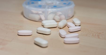 Pod żadnym pozorem nie wyrzucaj. Opakowania leków mogą uratować życie