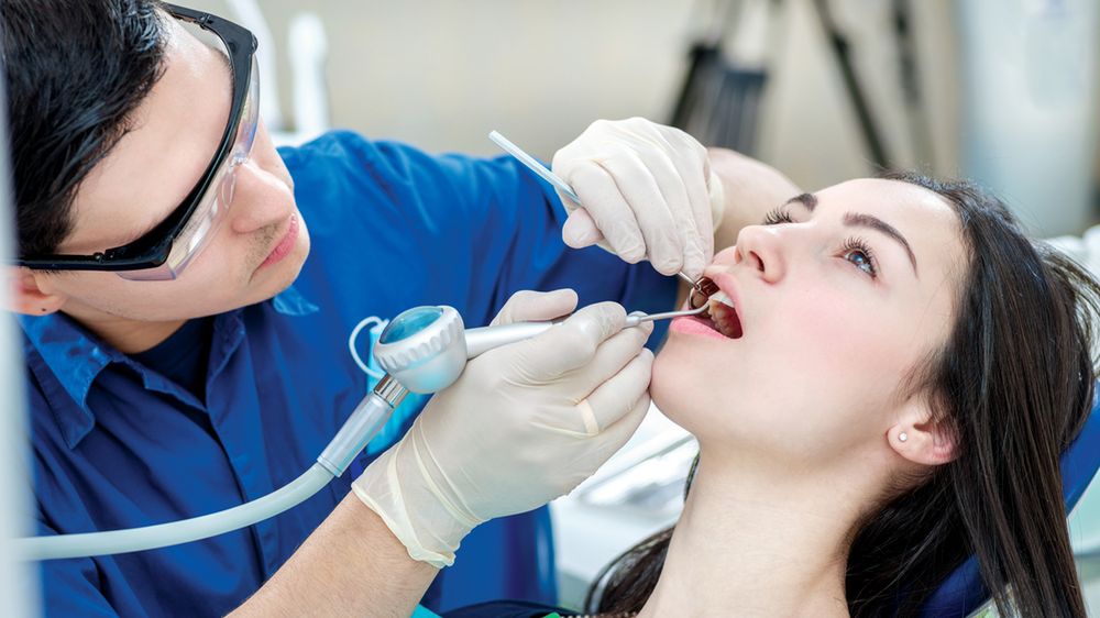 Walcz z kamieniem nazębnym – nie tylko dla urody!