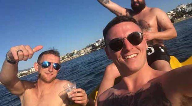 Brytyjczycy udali się na wybielenie zębów