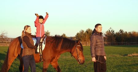 Hipoterapia - dla kogo, jak wygląda, efekty, ćwiczenia