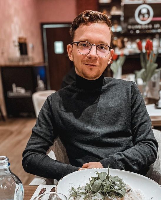 Kamil Paprotny jest dietetykiem klinicznym