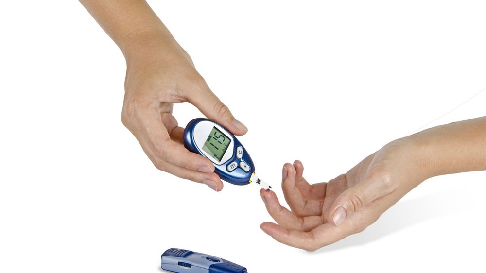 Długotrwale utrzymujący się wysoki poziom glukozy we krwi może prowadzić do śpiączki cukrzycowej