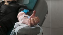 Dodatkowe płatne dni wolne za oddanie krwi. 8 dni dla kobiet, 12 dla mężczyzn