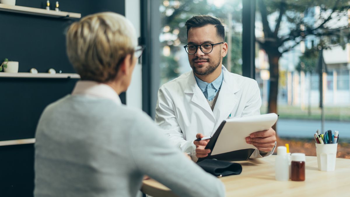 Neuroswoista enolaza (NSE) to marker nowotworowy o wysokiej czułości.