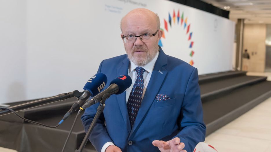 "Żadna uczennica nie powinna wracać do domu z powodu miesiączki"