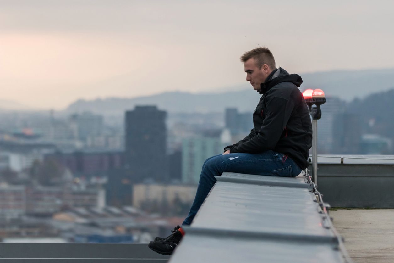 Najczęstszą przyczyną samobójstw są problemy rodzinne i brak akceptacji wśród rówieśników