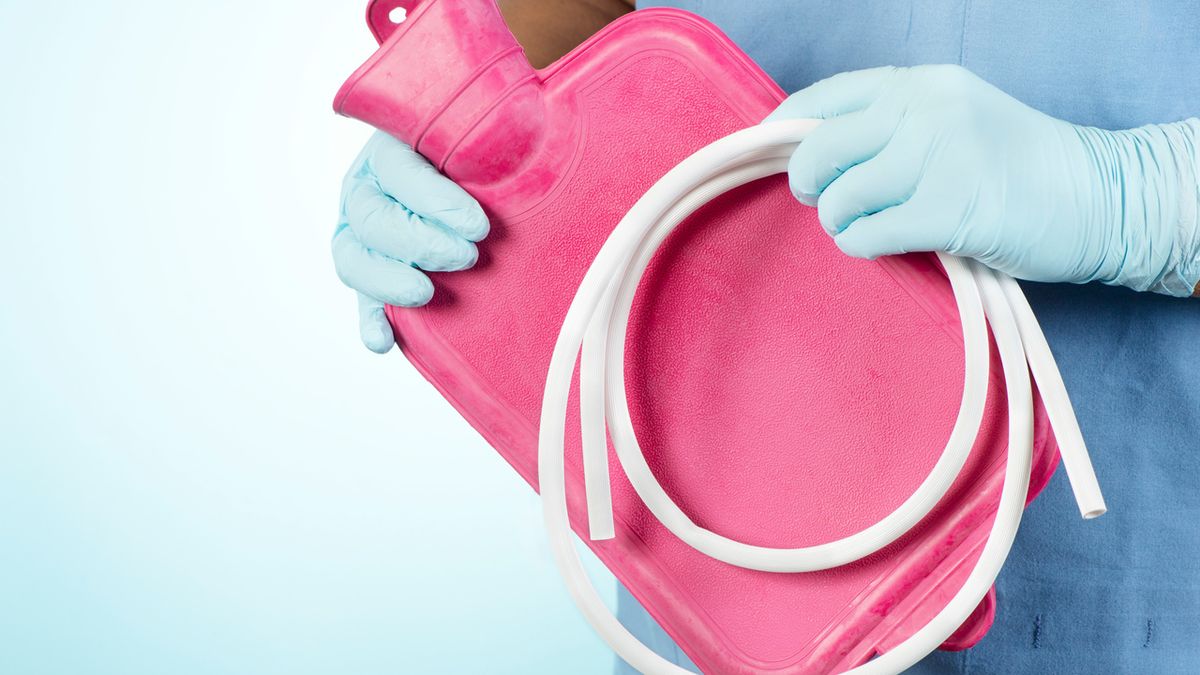 Jak zrobić lewatywę w domu?