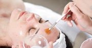 Profesjonalne peelingi - rodzaje peelingów, wskazania i przeciwwskazania do stosowania