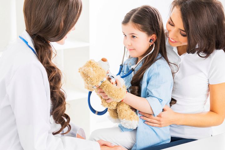Dziecko u lekarza – co robić, by dziecko nie bało się wizyty?