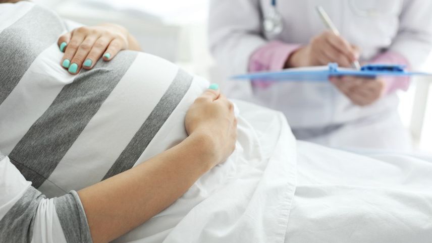 Rozszczep kręgosłupa - przyczyny, leczenie