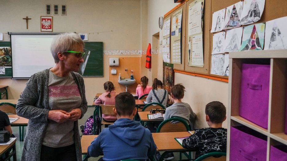 Petycja nauczycieli do MEN. Chodzi o plastykę