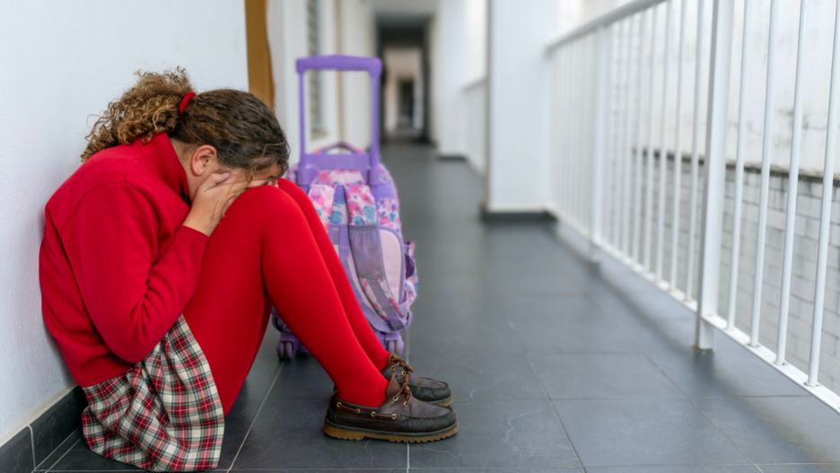 Bulimia u dzieci to poważne zaburzenie odżywiania, którego istotą jest brak kontroli nad jedzeniem i ciałem.