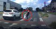 Przerażające nagranie. Mama odciągnęła dziecko w ostatniej chwili
