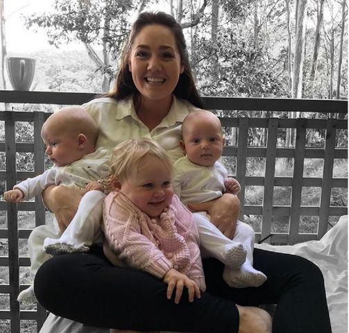 Amerykana Elliza Curby w zaledwie 11 miesięcy urodziła trójkę dzieci