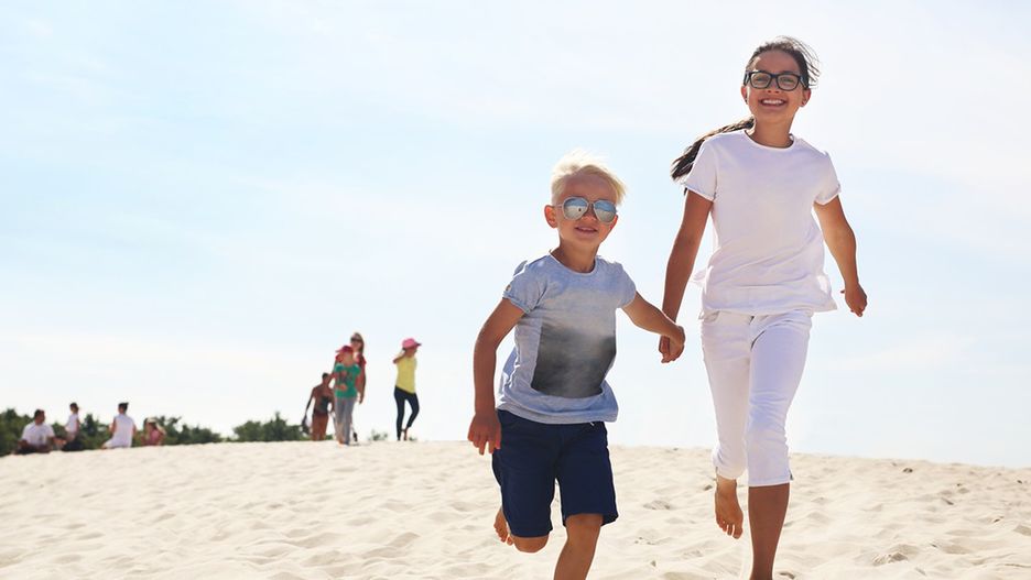 Wyjazdy wakacyjne dla dzieci rozwijają maluchy w wielu różnych aspektach