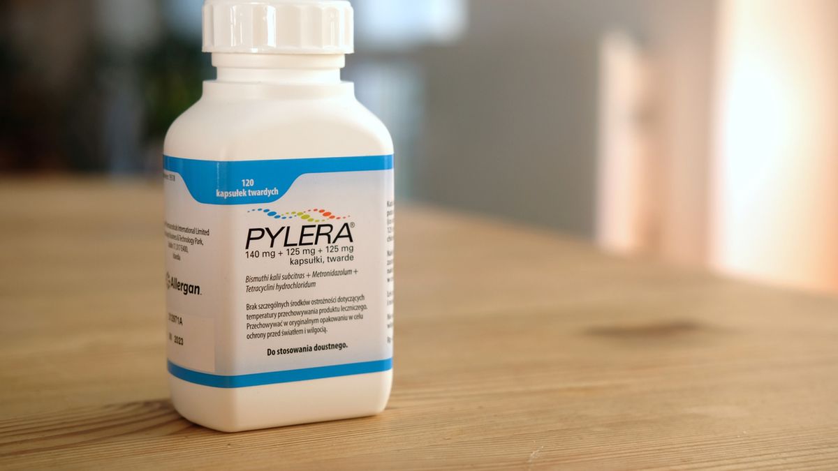 Pylera to lek, który dostępny jest tylko na receptę