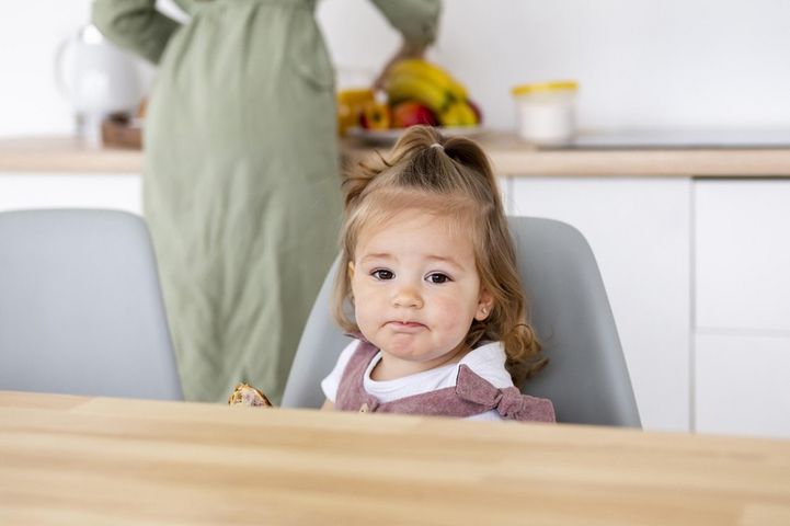 Na śniadanie, na kolację – co podać niemowlęciu w trosce o jego prawidłowy rozwój?