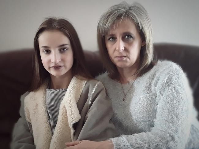 Gabriela Dzimira walczy o zdrowie. Na zdjęciu z mamą