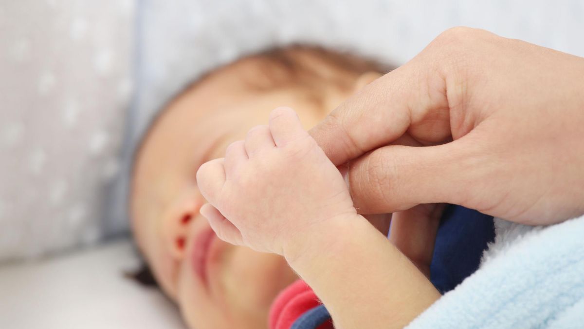 Handel noworodkami w sieci jest niezgodny z prawem