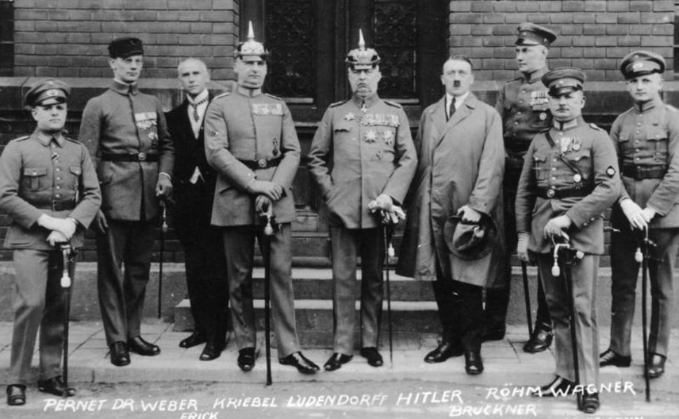 Adolf Hitler w więzieniu Landsberg