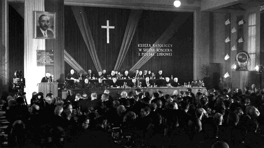 Obrady I Krajowego Zjazdu Delegatów Komisji Księży przy ZBoWiD z udziałem 350 duchownych. Warszawa, luty 1952 r.