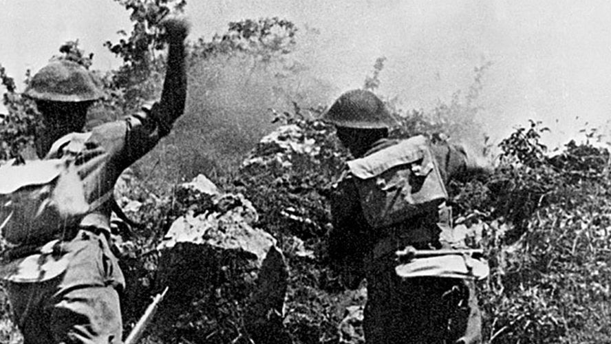 Polacy podczas ataku na pozycje niemieckie na Monte Cassino, maj 1944 r.