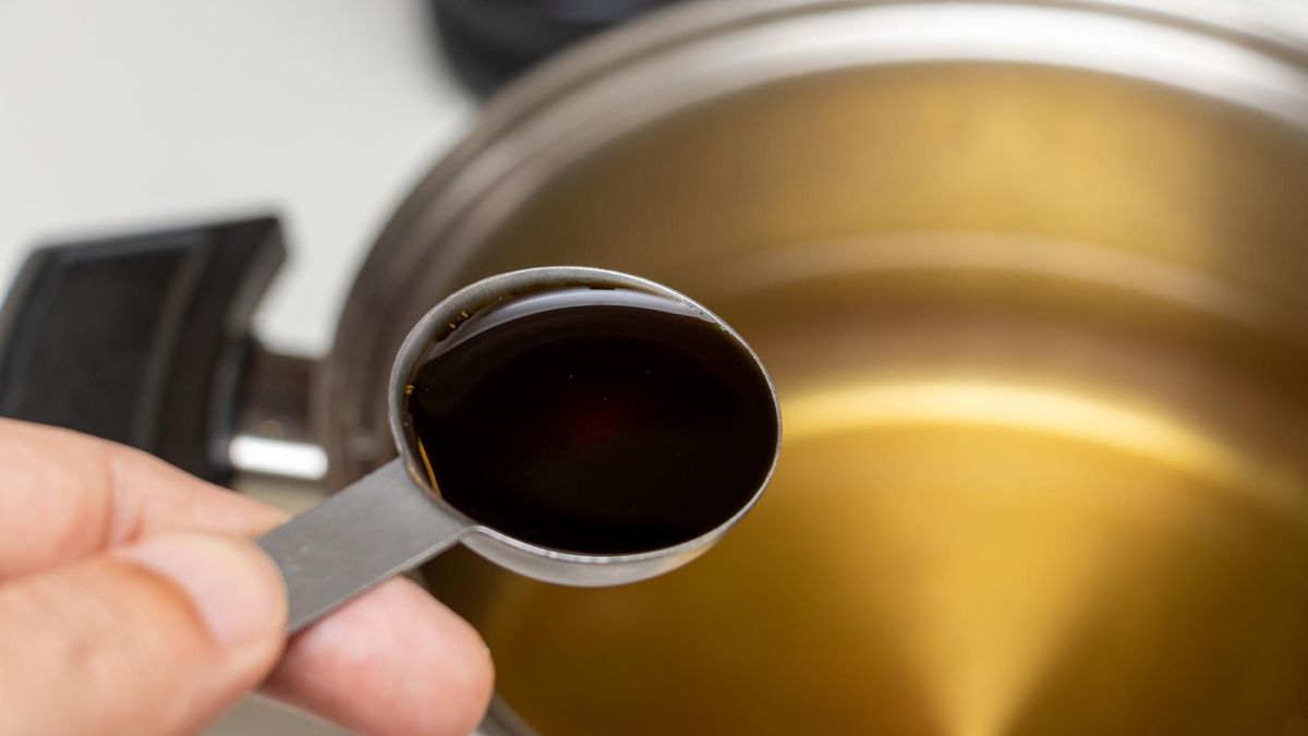 Zdrowszy niż sól, ale należy stosować z umiarem. Wspomaga odchudzanie, korzystają też jelita