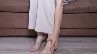 Zespół niespokojnych nóg zwiększa ryzyko poważnej choroby. Naukowcy ostrzegają