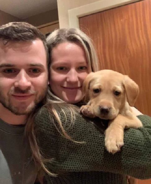 Przed śmiercią dziewczyny para kupiła labradora 