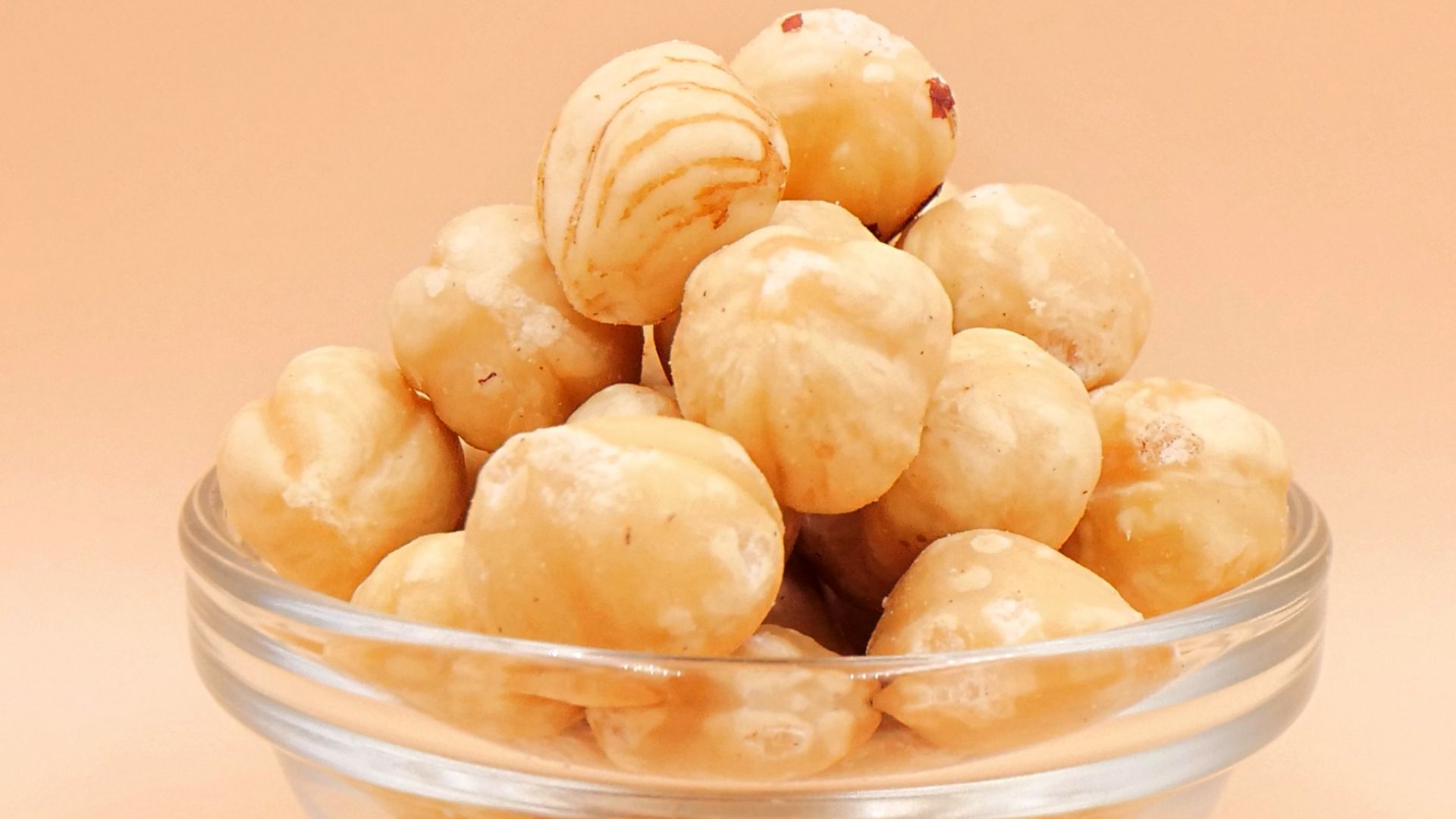 Orzechy laskowe to nie tylko pyszna przekąska, ale także cenne wsparcie dla układu nerwowego.