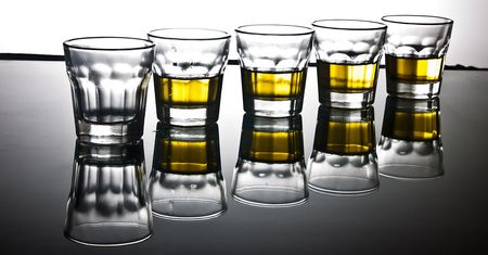 Wszywki alkoholowe - czym jest esperal (disulfiram) i jak działa na organizm